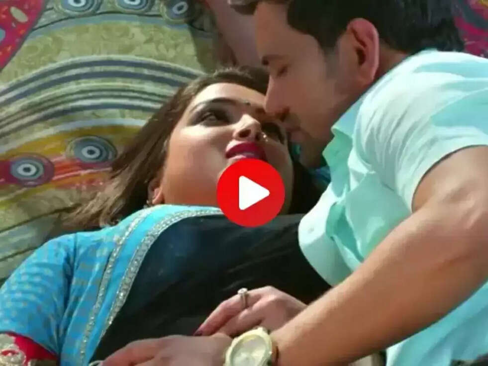 Bhojpuri Video: जबरदस्त बारिश में जब आम्रपाली ने भीगते हुए निरहुआ संग किया रोमांस, वीडियो देख रूक जाएगी सांसे