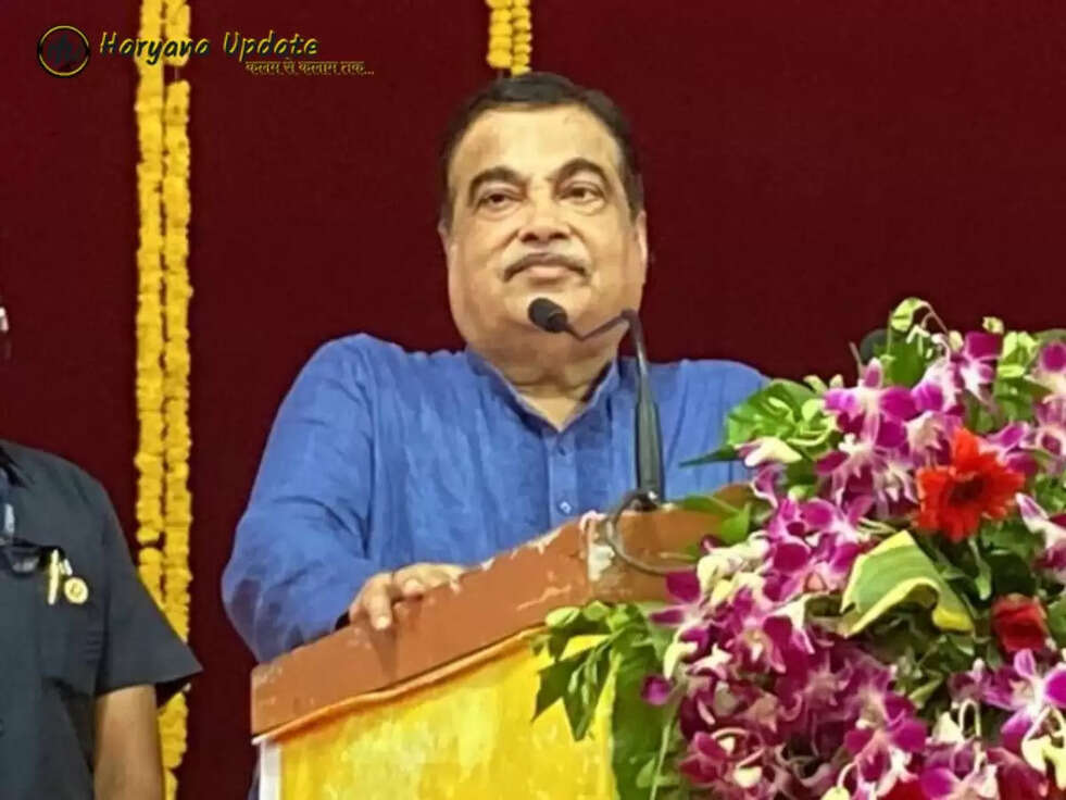 Union Minister Nitin Gadkari: गड़करी ने  दिया बडा बयान 'नौकरशाहों' पर बोला हमला 