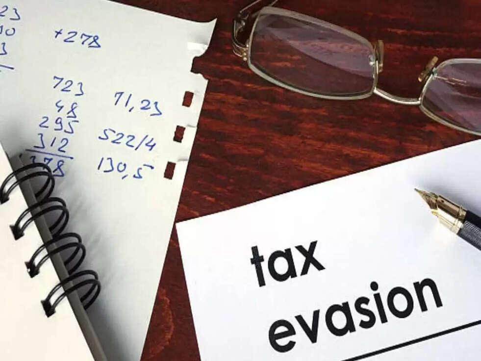 &nbsp;News: नौ राज्यों से जुड़े टैक्स चोर गिरोह का भंडाफोड़, जानिए पूरा मामला&nbsp;