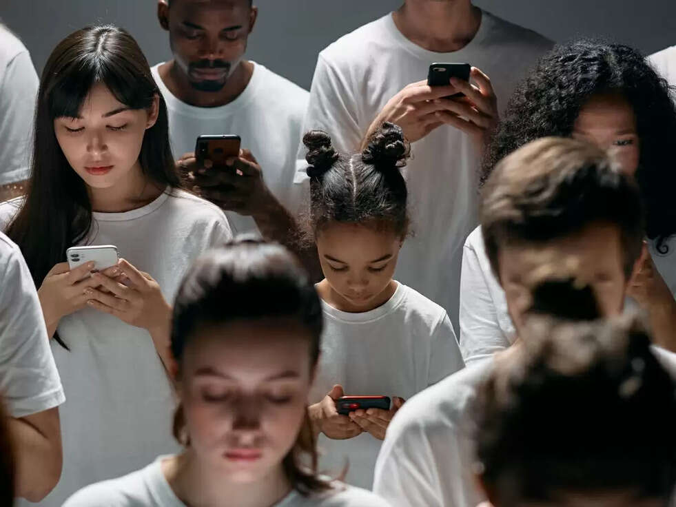 क्या आप भी करते हो दिन भर बाबु शोना से फोन पर बात तो ये खबर जरुर पढ़े 