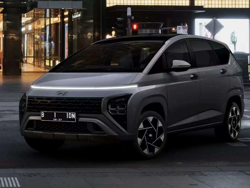 कम कीमत ने अमेजिंग फीचर के साथ Hyundai की 7 सीटर हुई Launch, क्या ये Ertiga और Carens को देगी टक्कर?