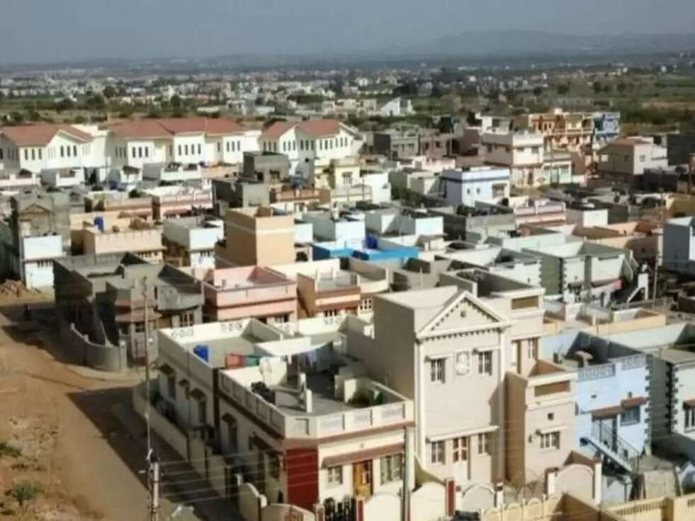 Richest Village: यहाँ पर है&nbsp;दुनिया का सबसे अमीर गांव, हर व्यक्ति के बैंक खाते में जमा हैं 15 लाख से ज्यादा रुपए