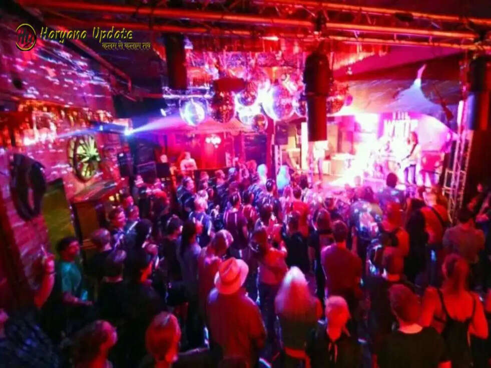 Delhi के क्लब में महिला के साथ बदतमीजी, &nbsp;बाउंसर्स पर लगा कपड़े फाड़ने का आरोप