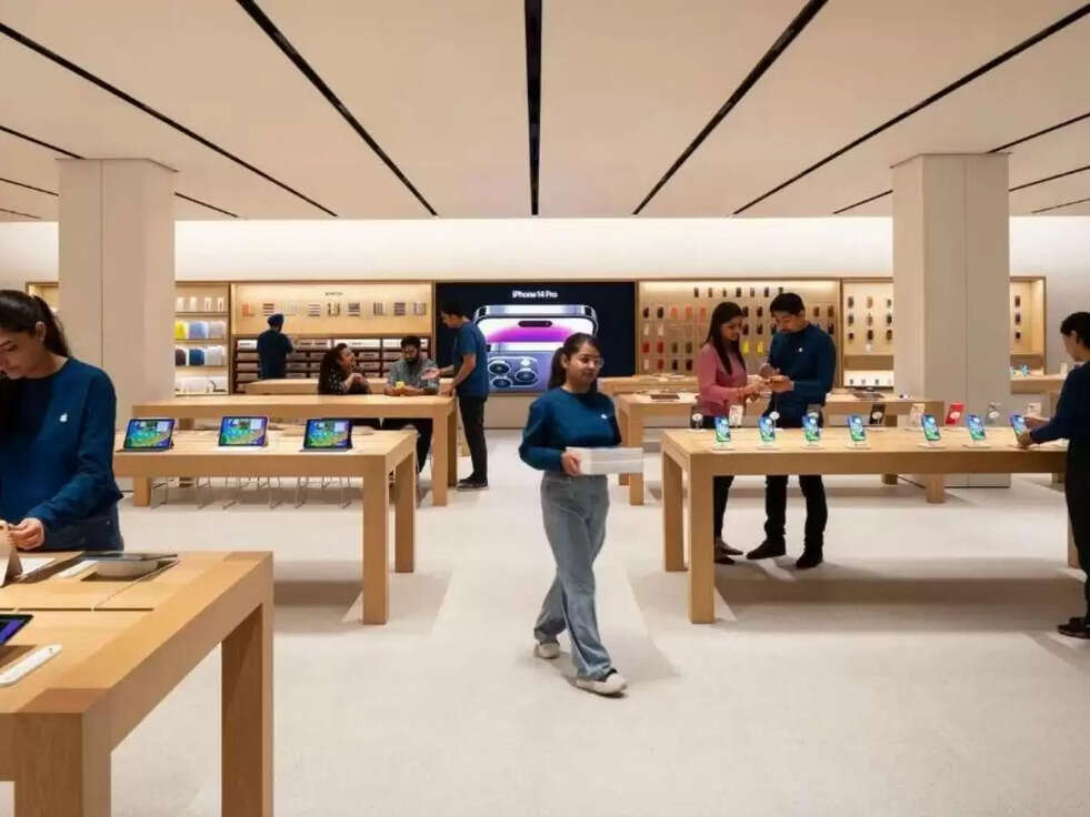  new store launch, apple store mumbai, saket apple store,
