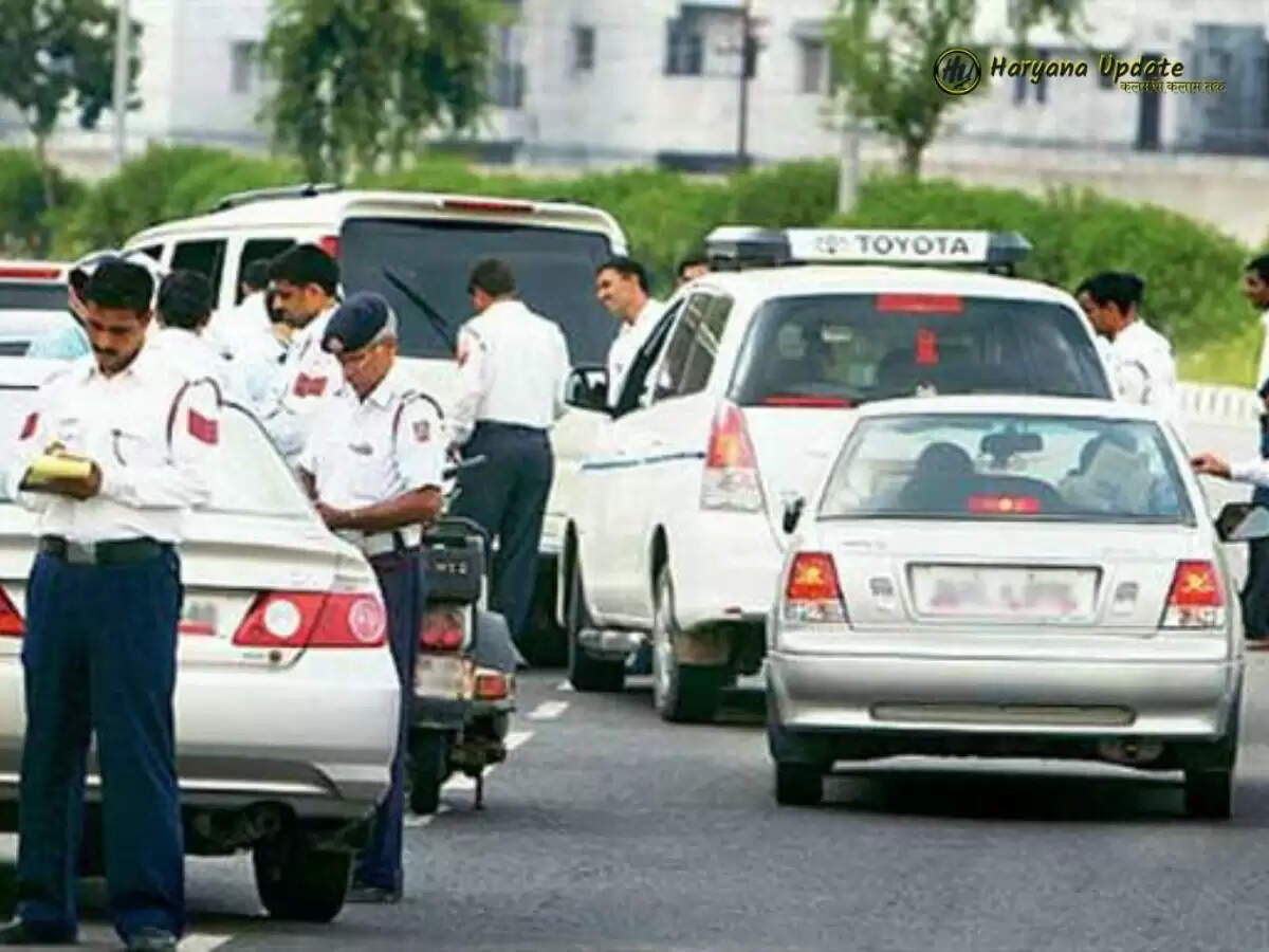 Traffic Challan: बाइक या कार चलाते वक्त जरूर साथ रखें ये 5 सामान, नही तो हो सकता है नुकसान