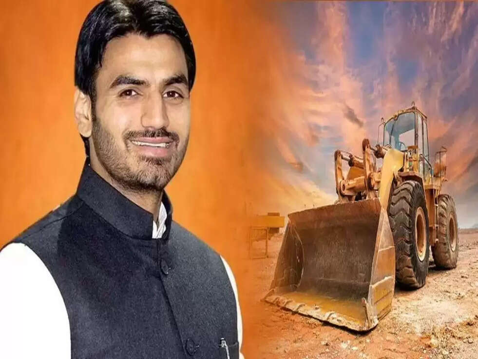 Bulldozer Action: HC ने 20 दिन तक श्रीकांत त्यागी की सोसायटी में &nbsp;लगाई रोक&nbsp;&nbsp;