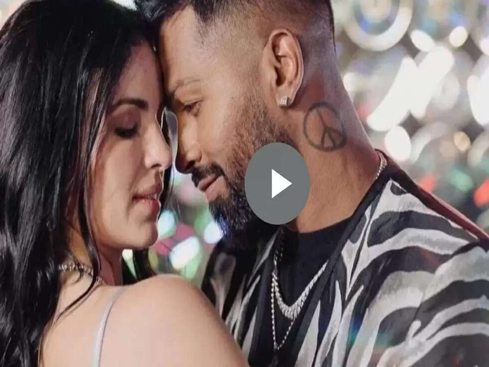 Viral: नतासा-हार्दिक का रोमांटिक डांस देखकर बोले फैंस, &lsquo;बस कर भाई....&nbsp;