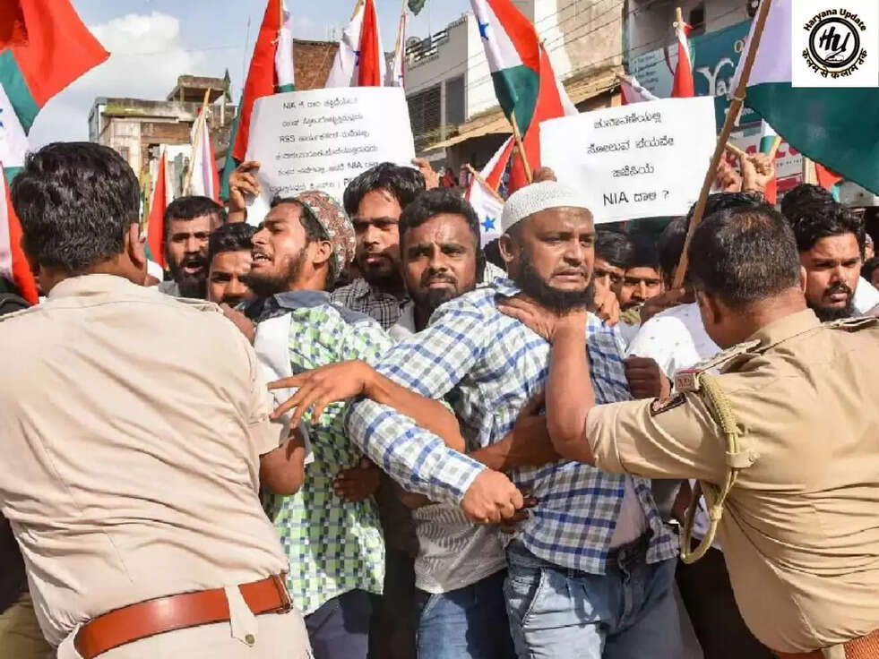 PFI समर्थकों ने किया बवाल