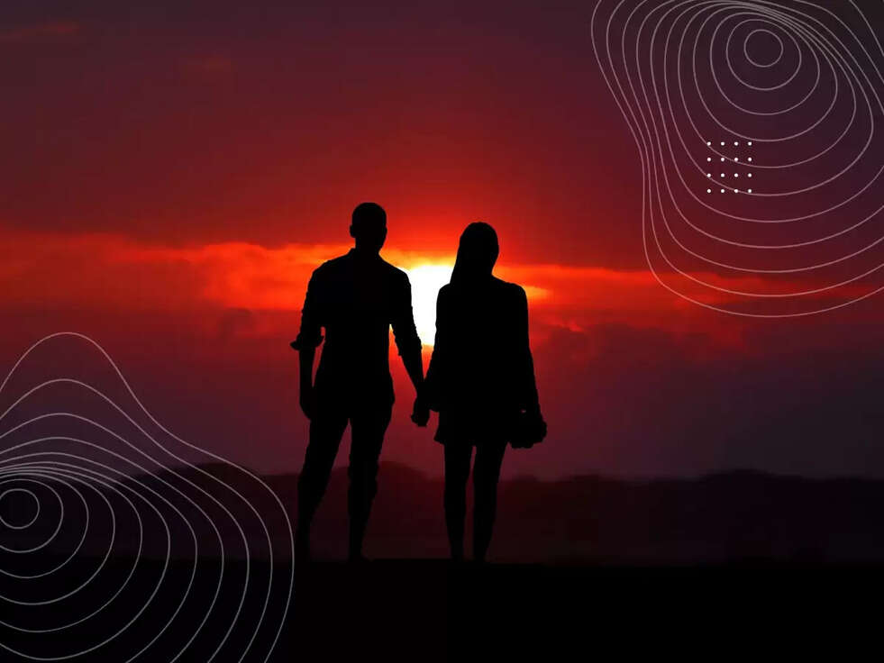 Chanakya Niti: पुरुषों को किन चीजों को महिलाए नहीं कर पाती खुद पर काबू? 