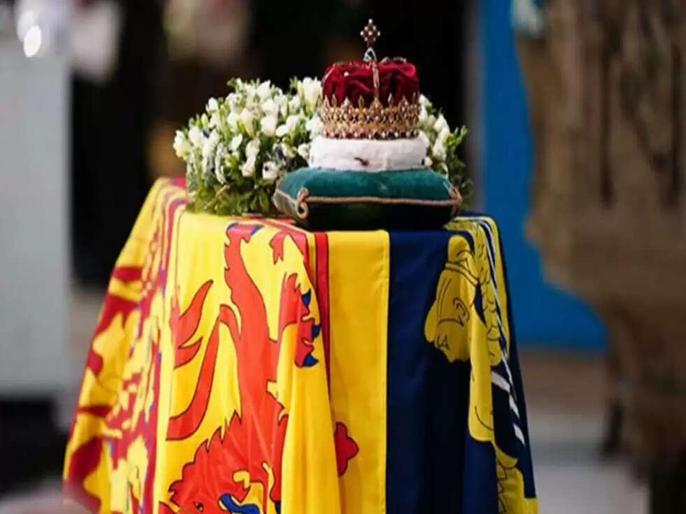 ब्रिटिश सांसदों ने महारानी के अंतिम संस्कार में शामिल चीन के उपराष्ट्रपति का किया विरोध