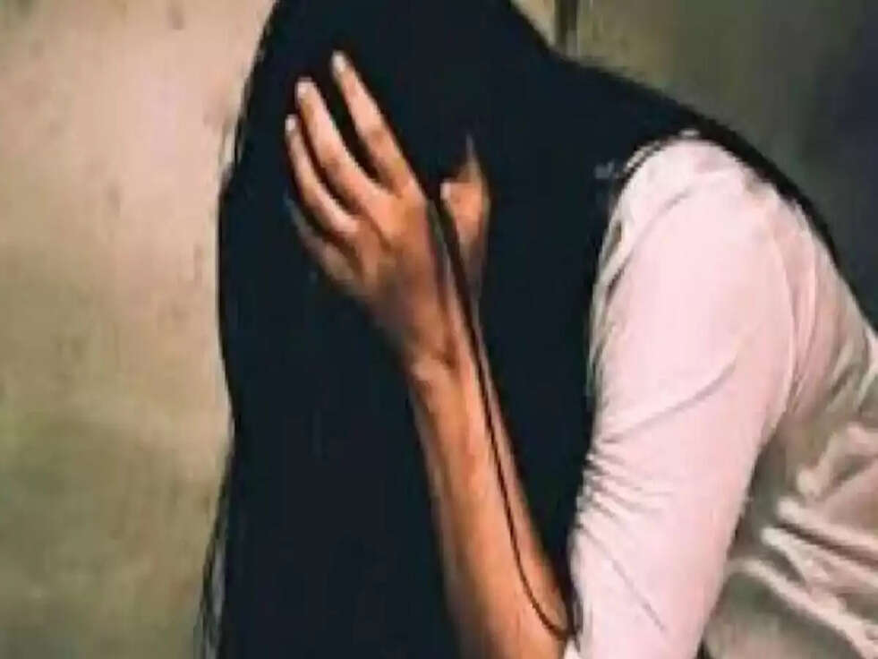 हरियाणाः पानी में नशीला पदार्थ मिला कर लड़की के साथ किया दुष्कर्म और हुआ फरार