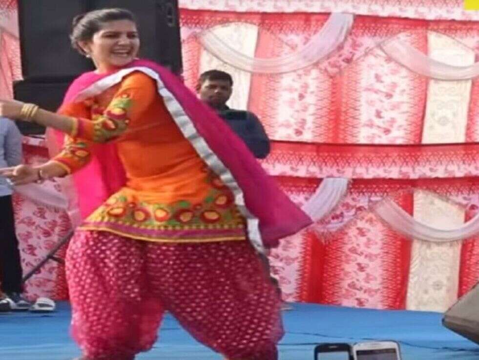 Sapna Choudhary ,Sapna Choudhary latest haryanvi dance video, latest haryanvi dance video,Sapna Chaudhary,Sapna Chaudhary dance video  ,  Sapna Chaudhary hot dance video ,Sapna Chaudhary romantic dance video , , top haryanvi dance video,   hot dance  video