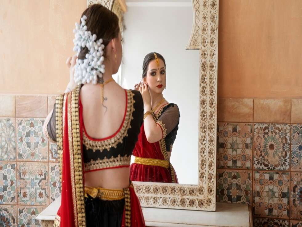 Chanakya Niti : इस काम नें महिलाओं को मिलता है सबसे ज्यादा आनंद, पुरुष ध्यान जरूर दें