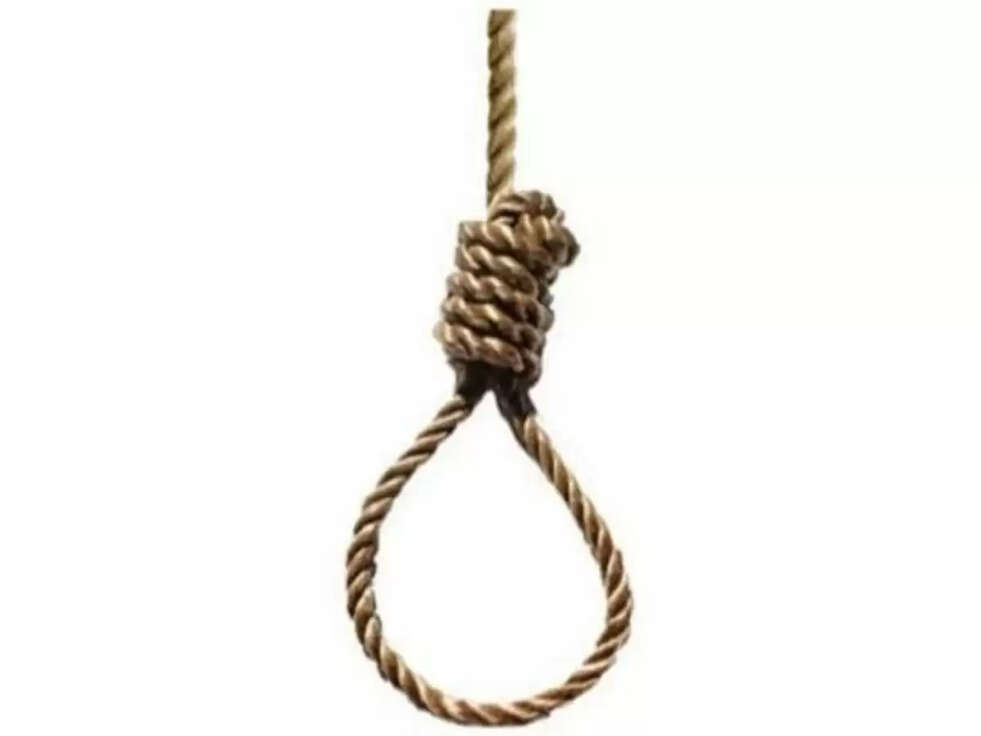 Fatehabad News: In Fatehabad, Haryana, a young man committed suicide by hanging, the reason will be surprised to know