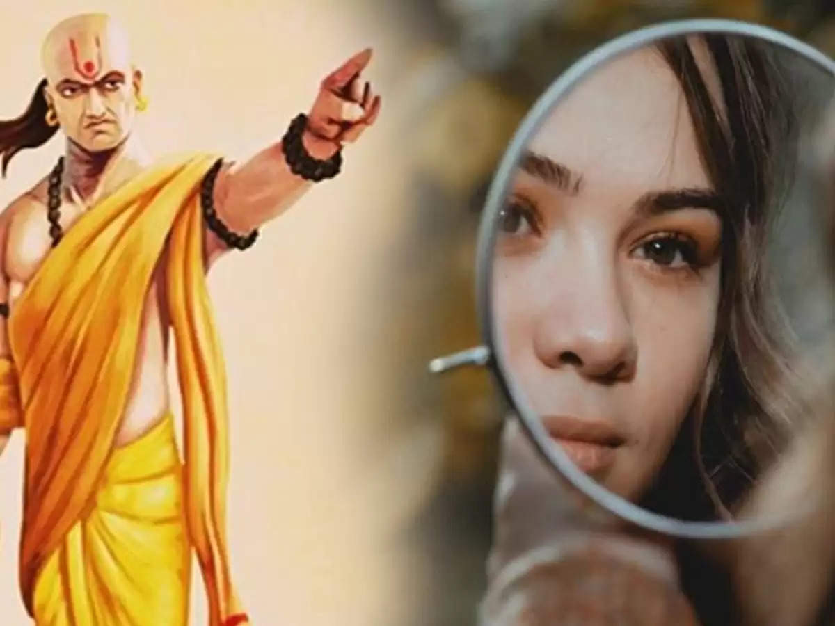 Chanakya Niti: पुरूषों की कुछ ऐसी आदतें जिनकों देख महिलाए हो जाती हैं पागल 