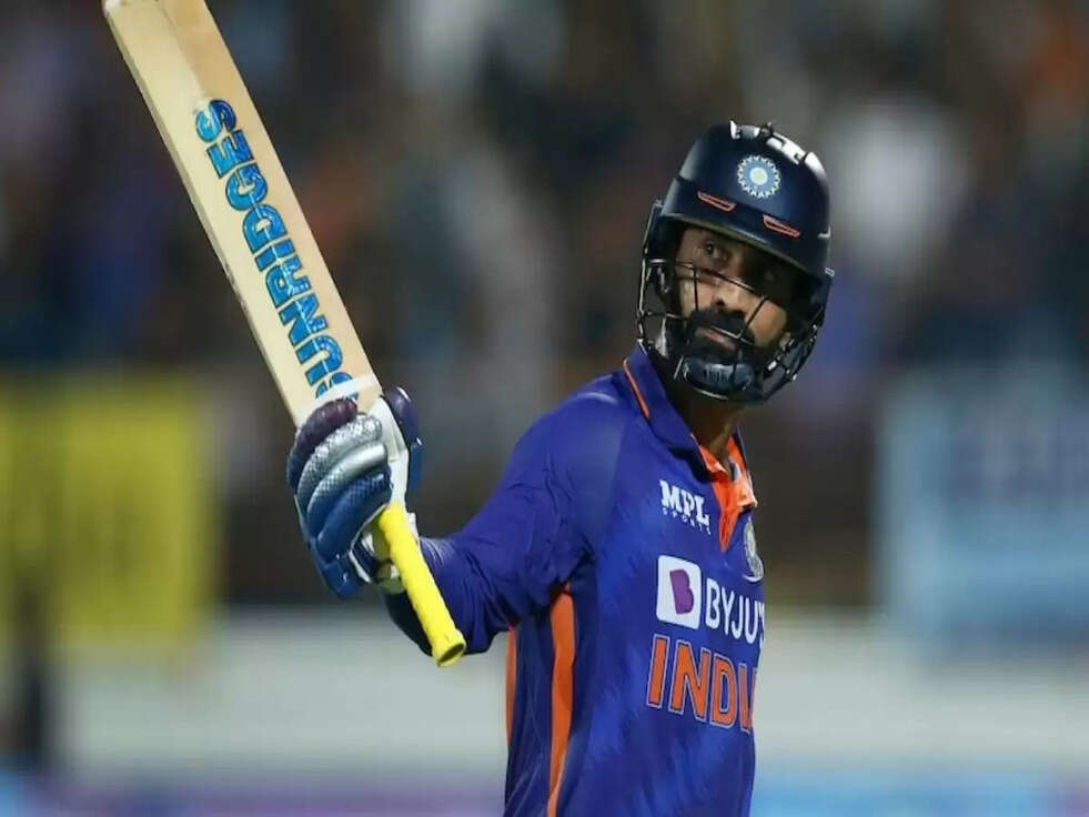 Dinesh Karthik: इस खिलाडी की वजह से बर्बाद हो रहा 2 प्लेयर्स का करियर, जानिए&nbsp;