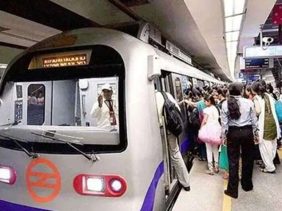 DMRC ने इस लाइन पर किया बड़ा बदलाव