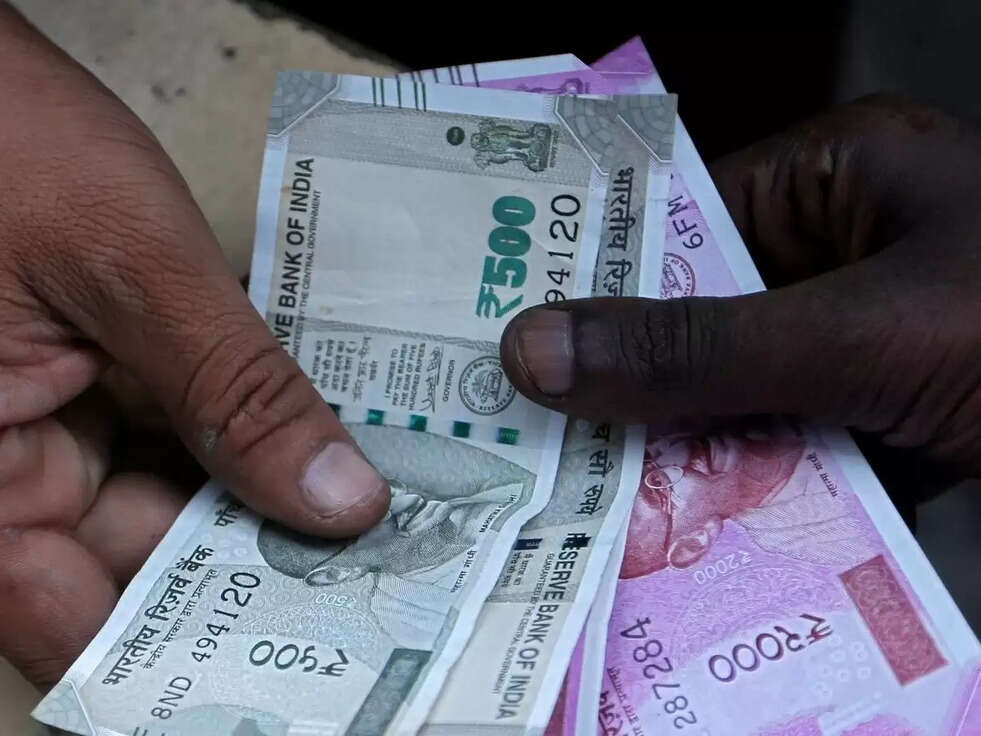 Central employees got happy news, notice issued in the matter of increasing salary