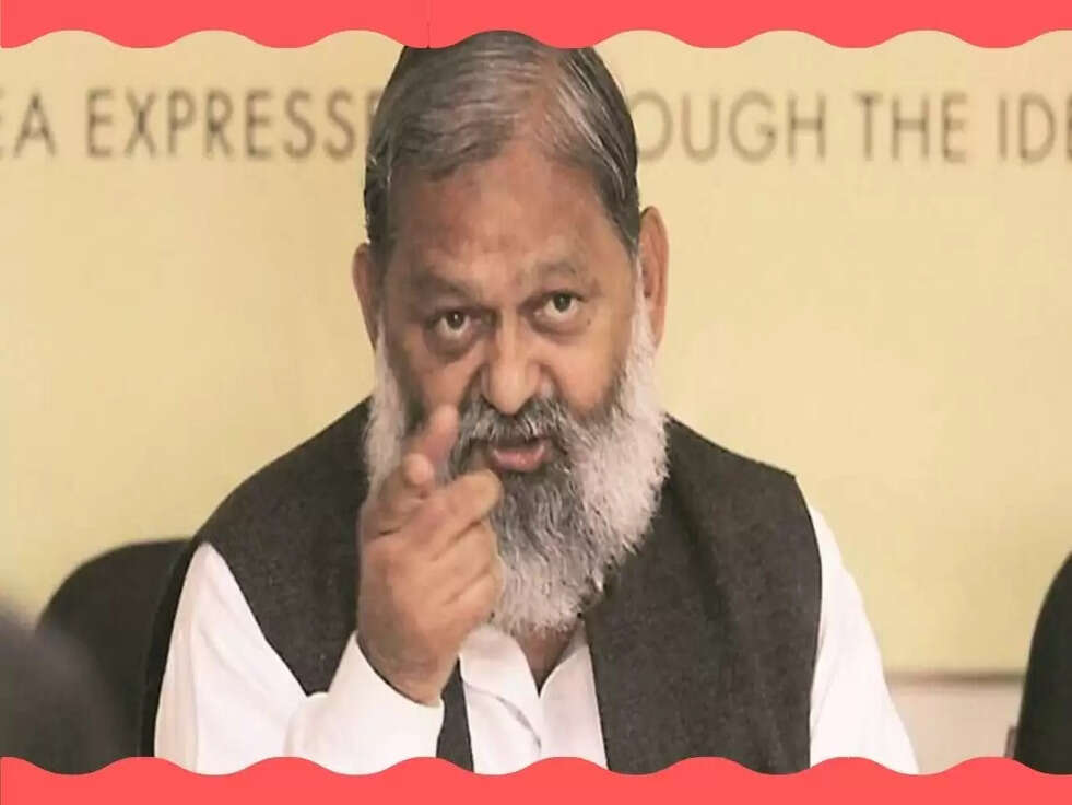 लड़की हूं, लड़ सकती हूं' का नारा देकर कांग्रेस कुमारी सैलजा को बर्दाश्त न कर सकी- विज